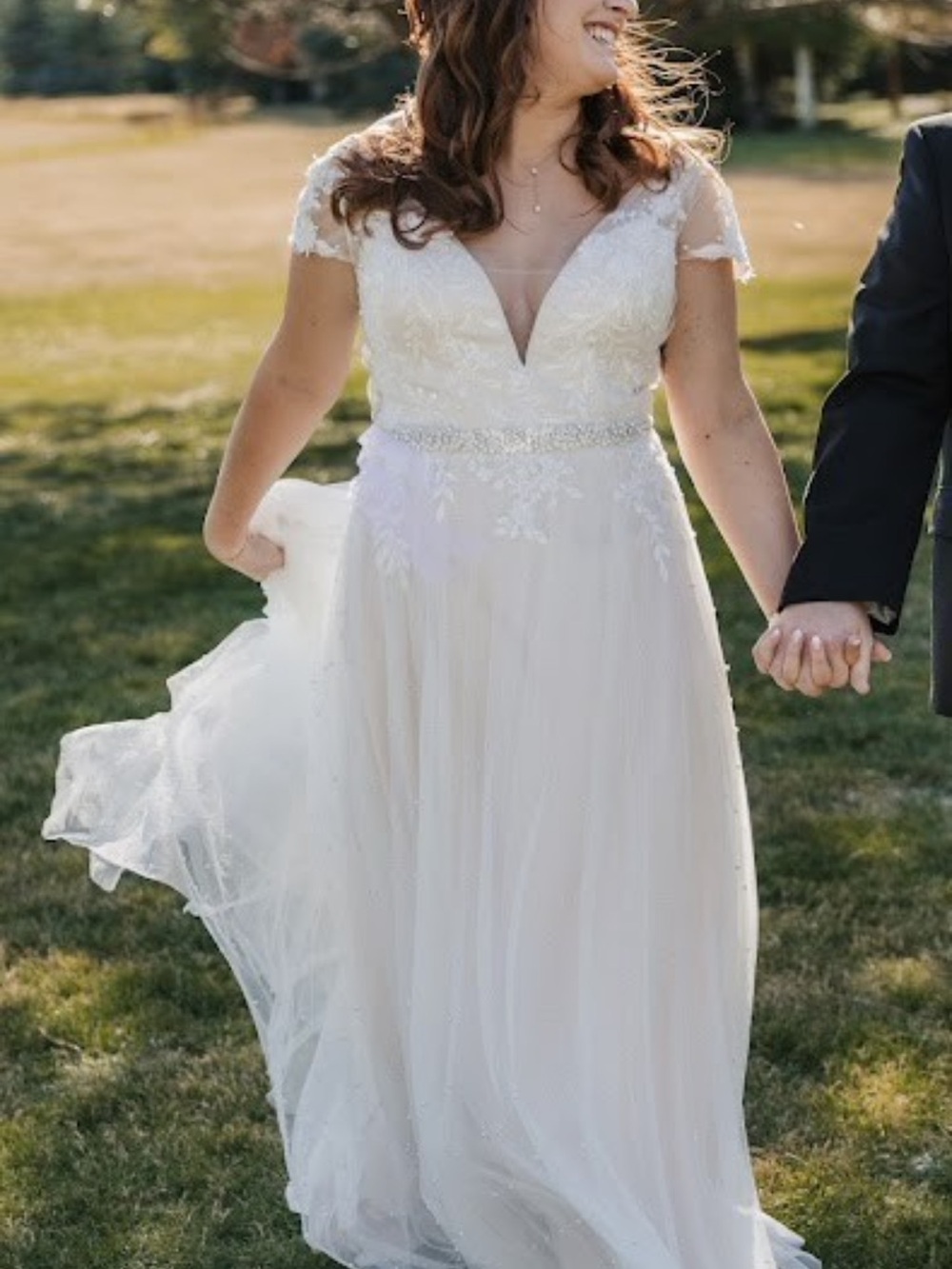 Elegant White Lace A-Line Wedding Dress with V-Neck